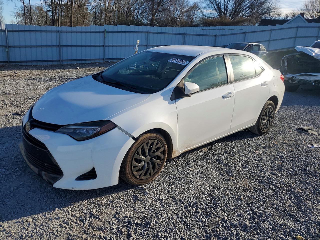 2017 TOYOTA COROLLA