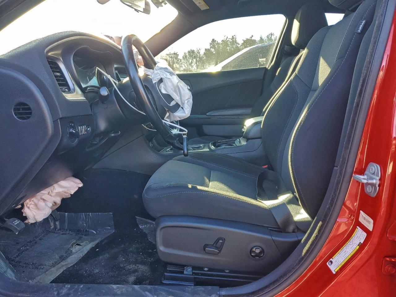 2020 DODGE CHARGER SXT photo 7