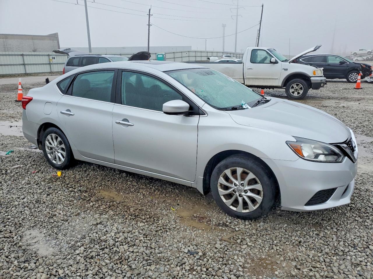 2017 NISSAN SENTRA S photo 4