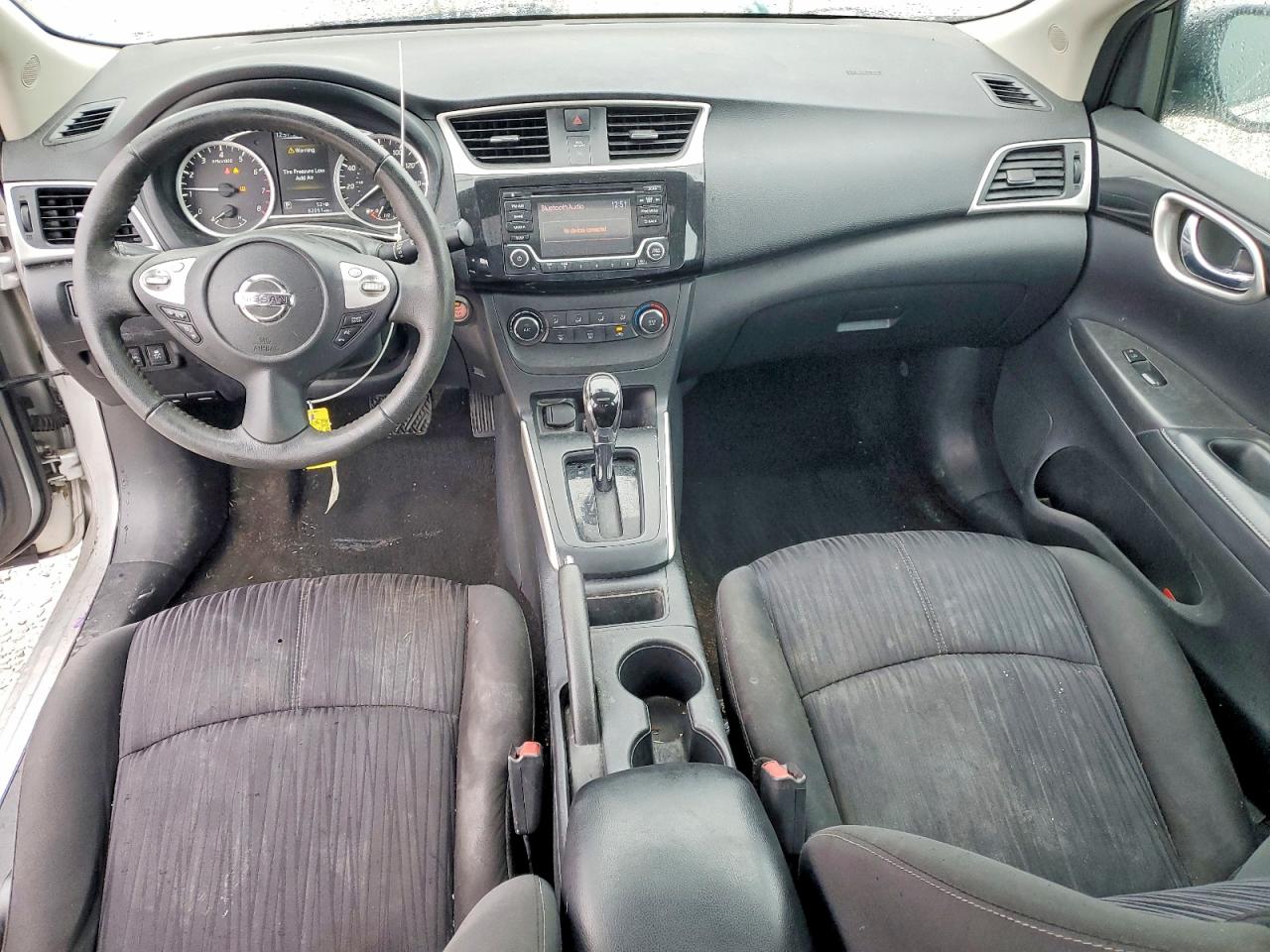 2017 NISSAN SENTRA S photo 8