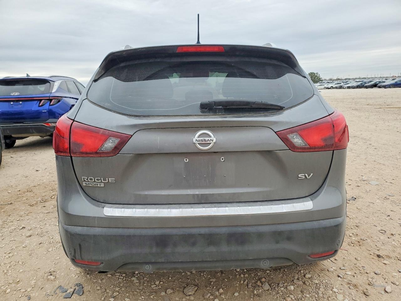 2019 NISSAN ROGUE SPORT S photo 6