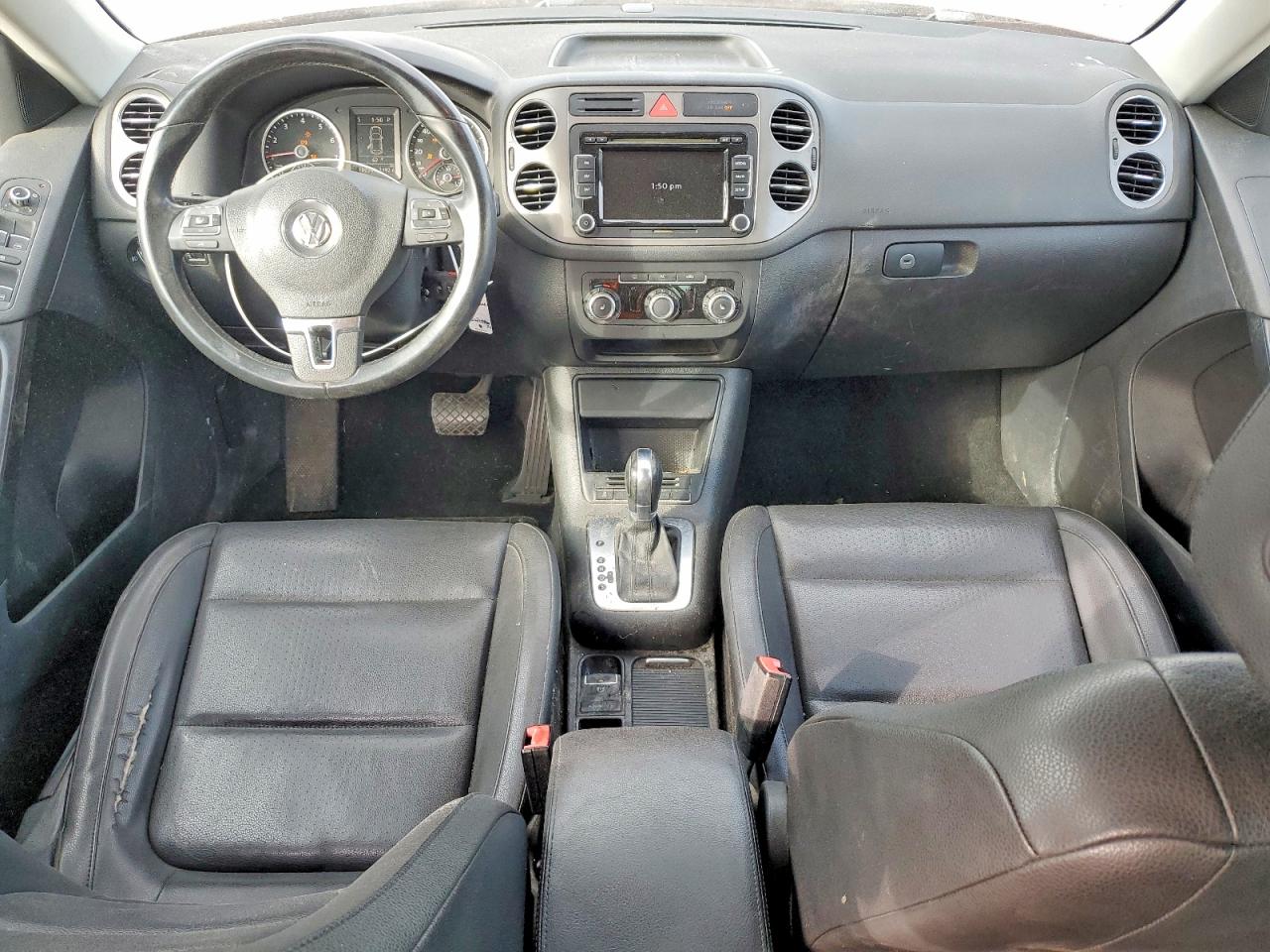 2011 VOLKSWAGEN TIGUAN S photo 8