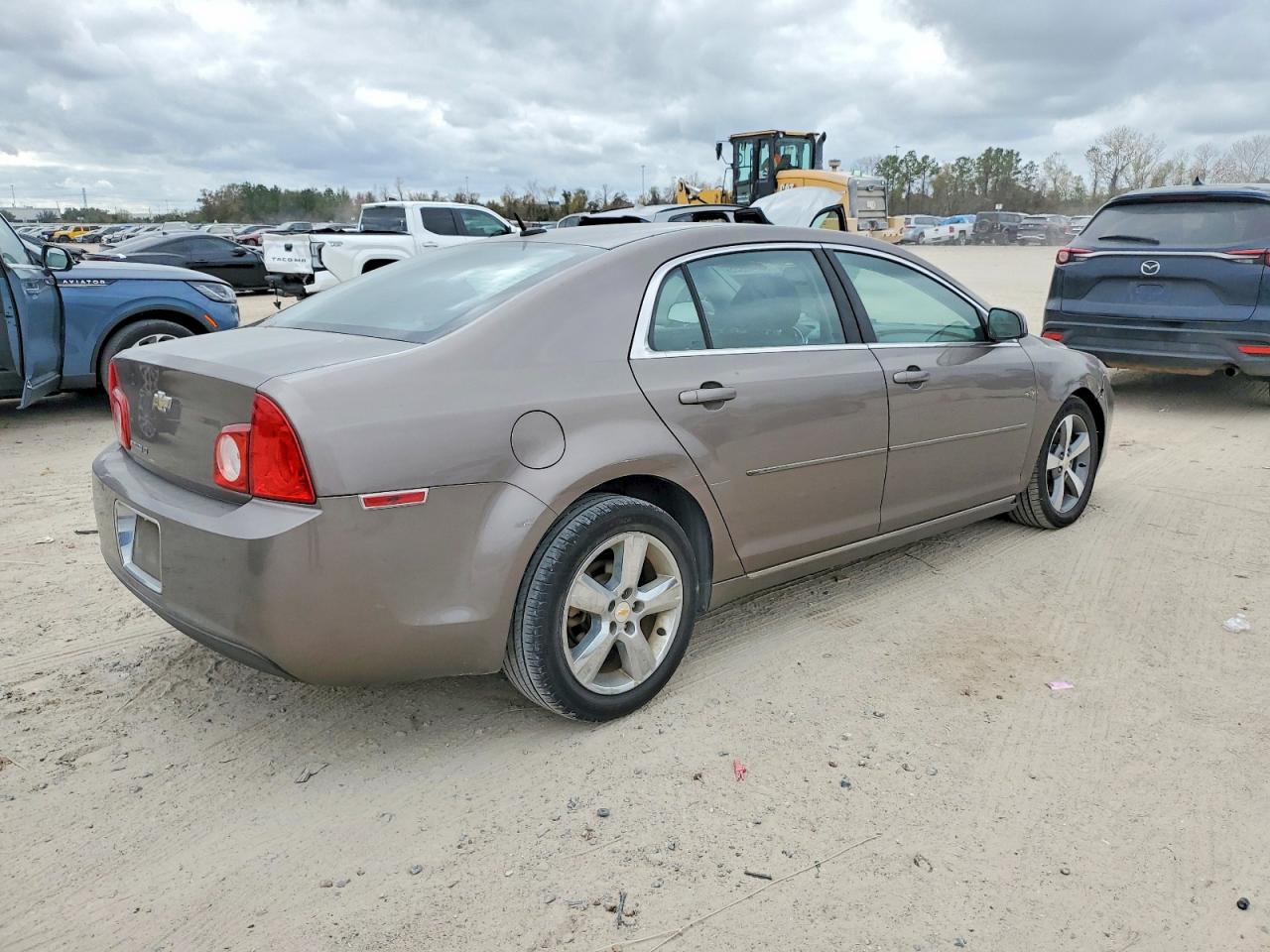 2011 CHEVROLET MALIBU 2LT photo 5