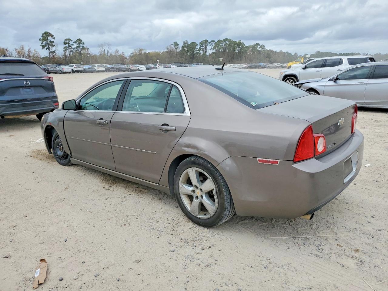 2011 CHEVROLET MALIBU 2LT photo 3