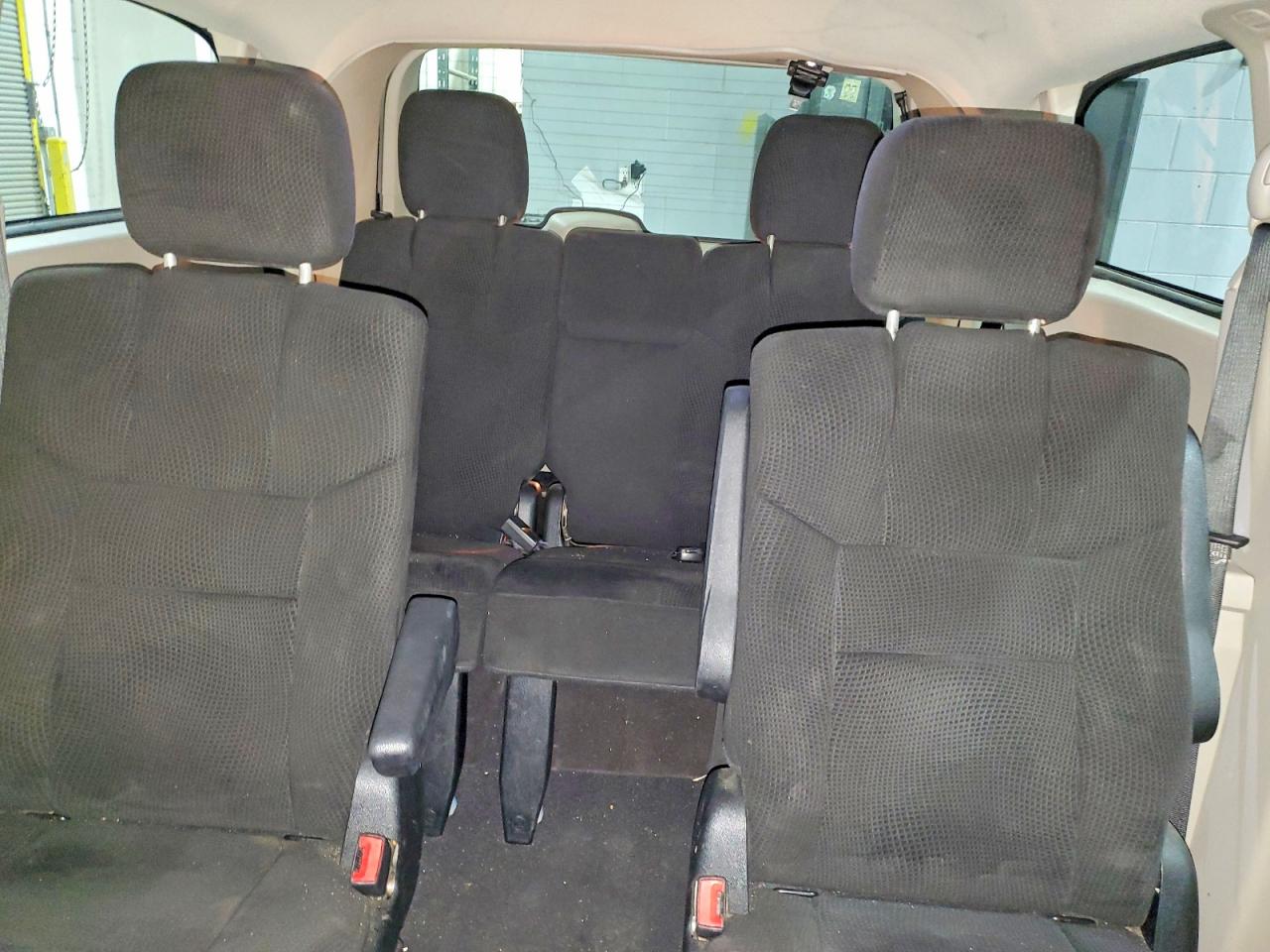 2013 DODGE GRAND CARAVAN CREW photo 10