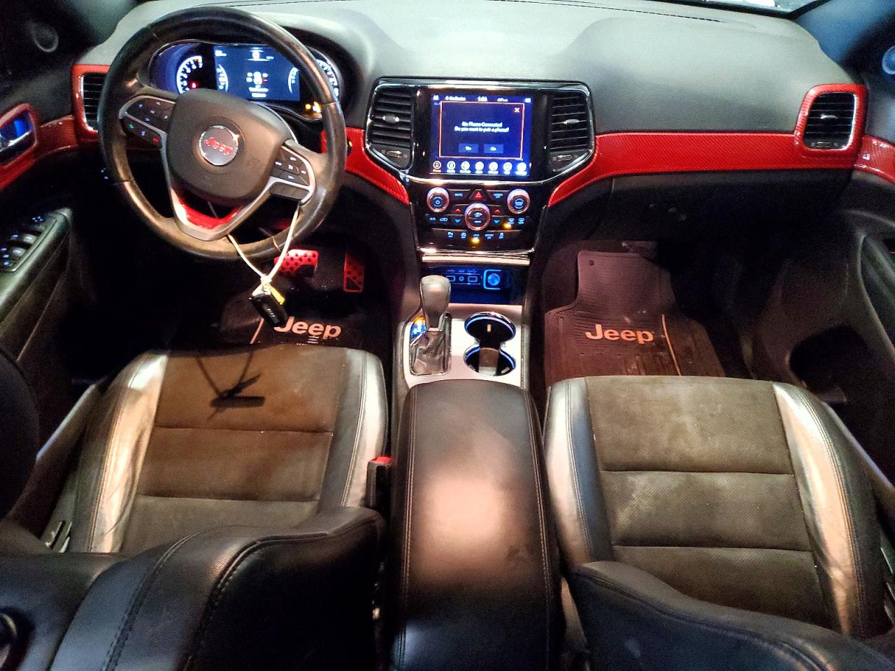 2020 JEEP GRAND CHEROKEE LAREDO photo 8
