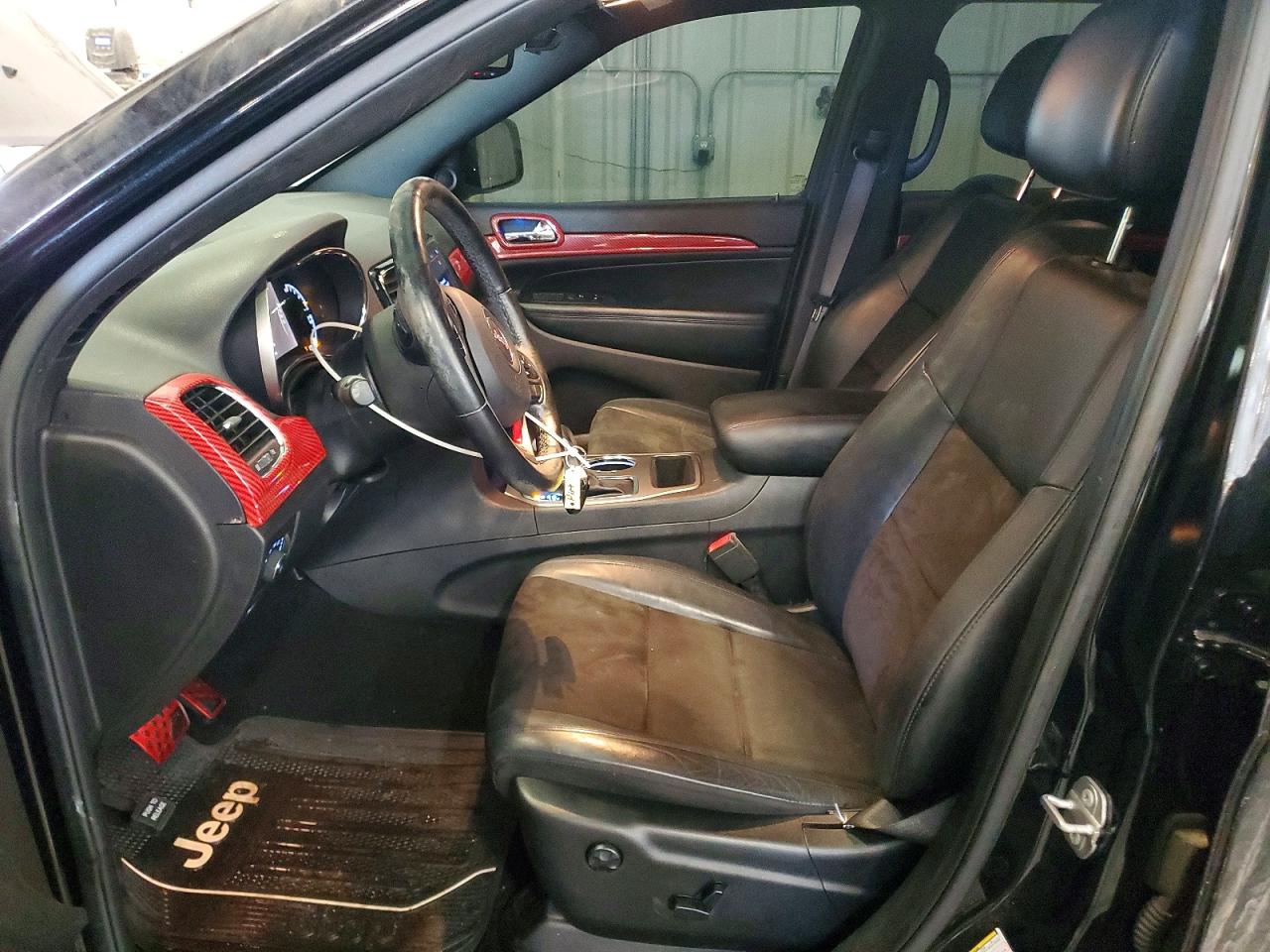 2020 JEEP GRAND CHEROKEE LAREDO photo 7