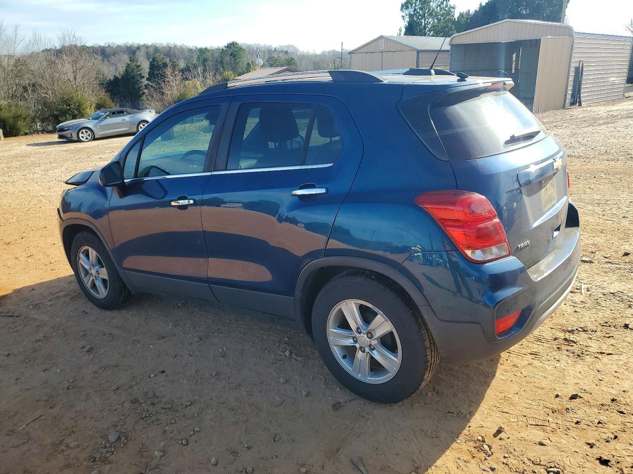 2020 CHEVROLET TRAX 1LT photo 2