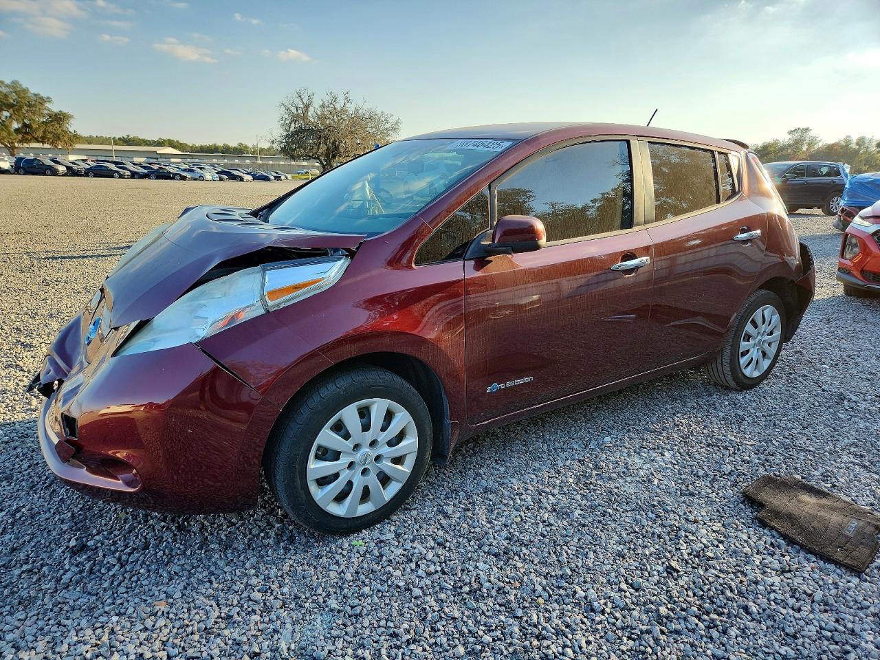 2016 NISSAN LEAF