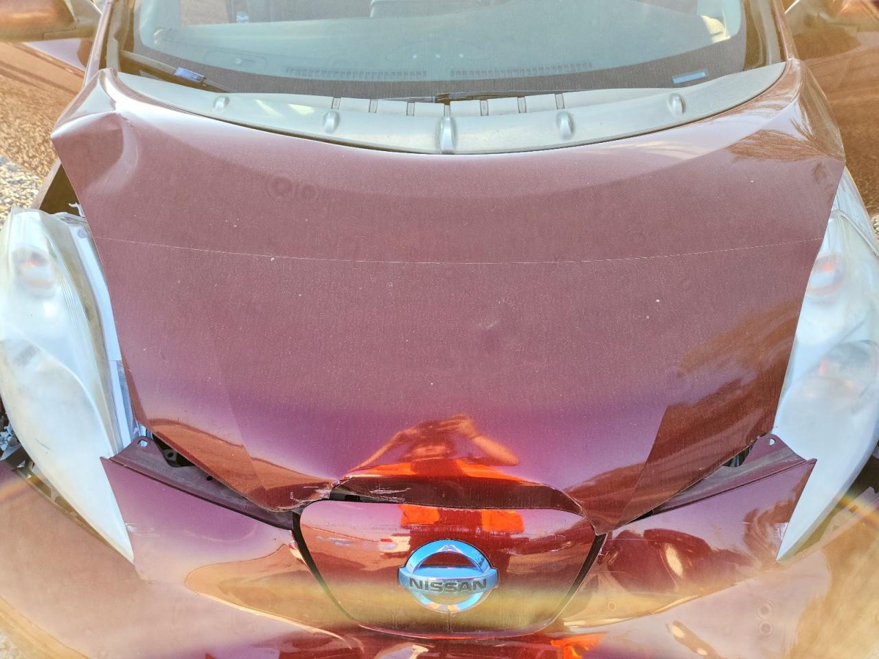 2016 NISSAN LEAF S photo 11