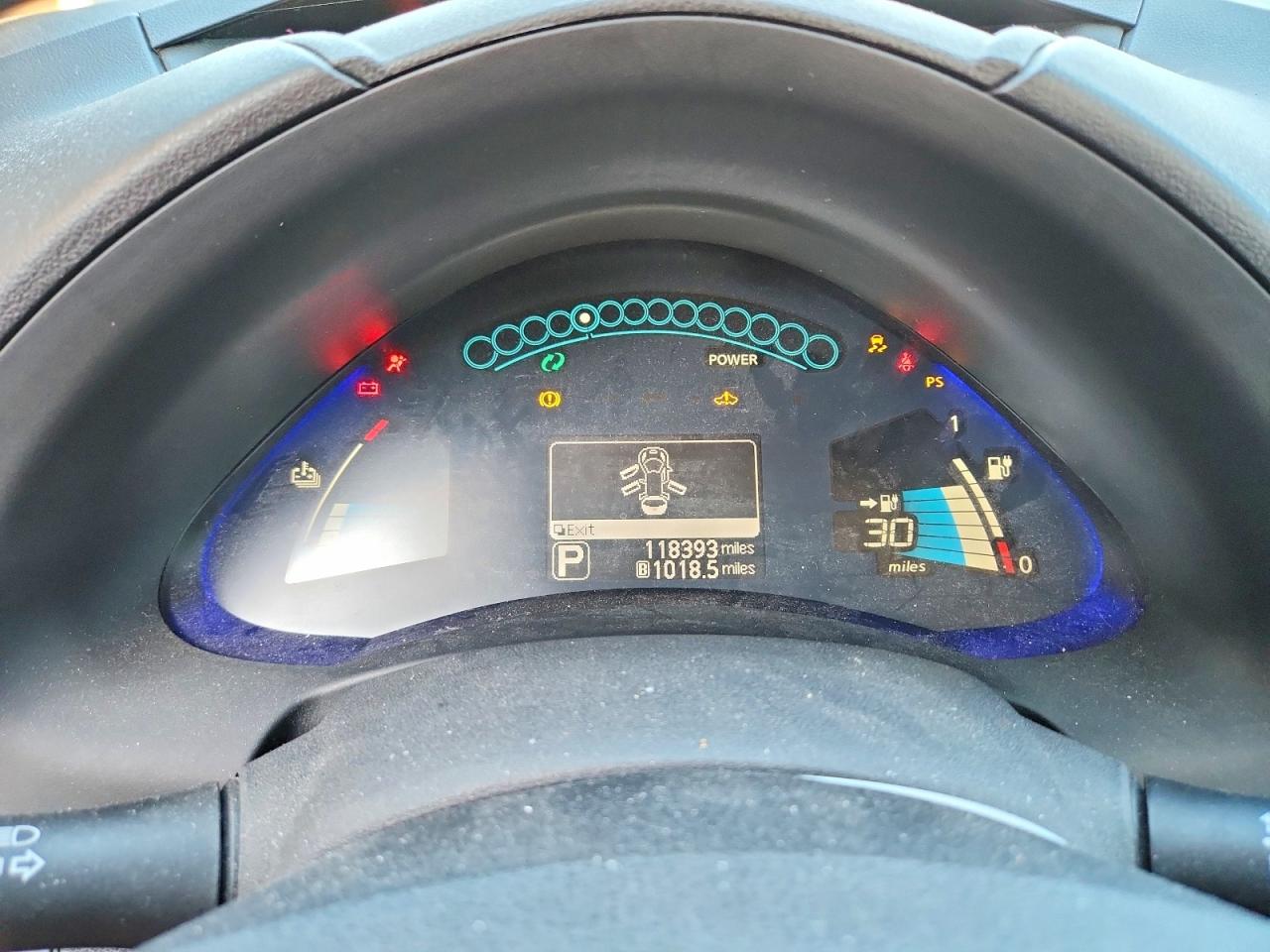 2016 NISSAN LEAF S photo 9