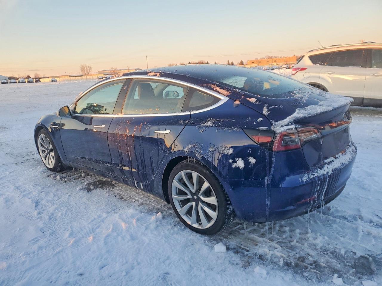 2018 TESLA MODEL 3 photo 2