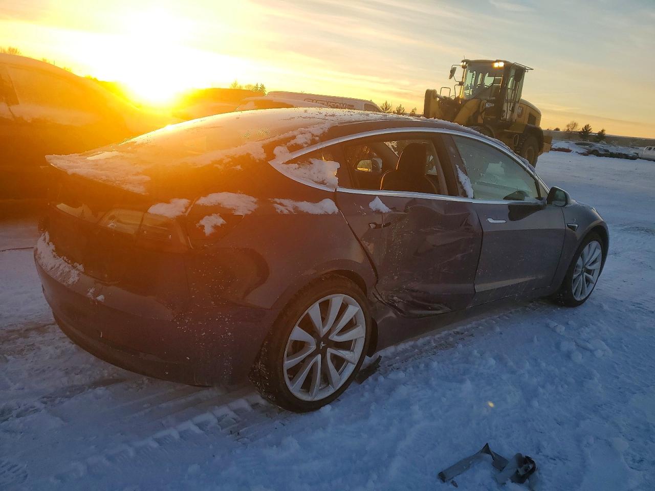 2018 TESLA MODEL 3 photo 3