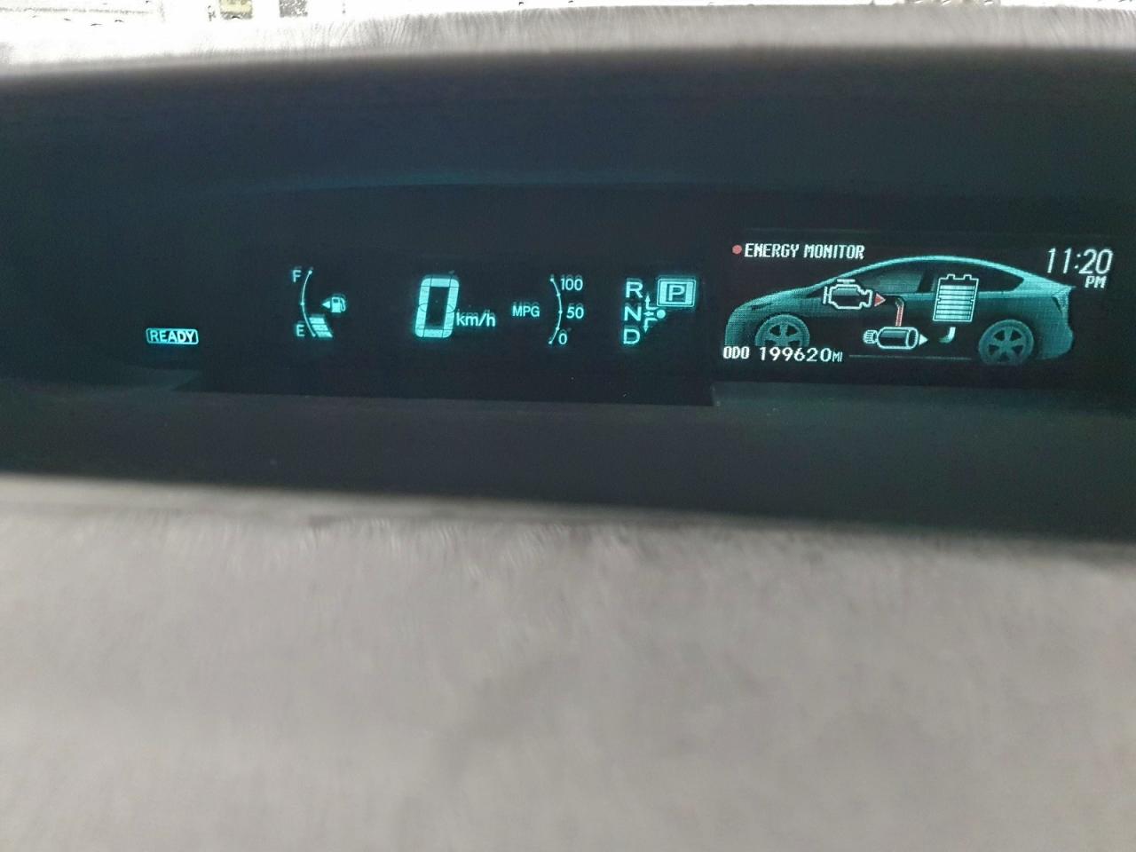 2013 TOYOTA PRIUS photo 9