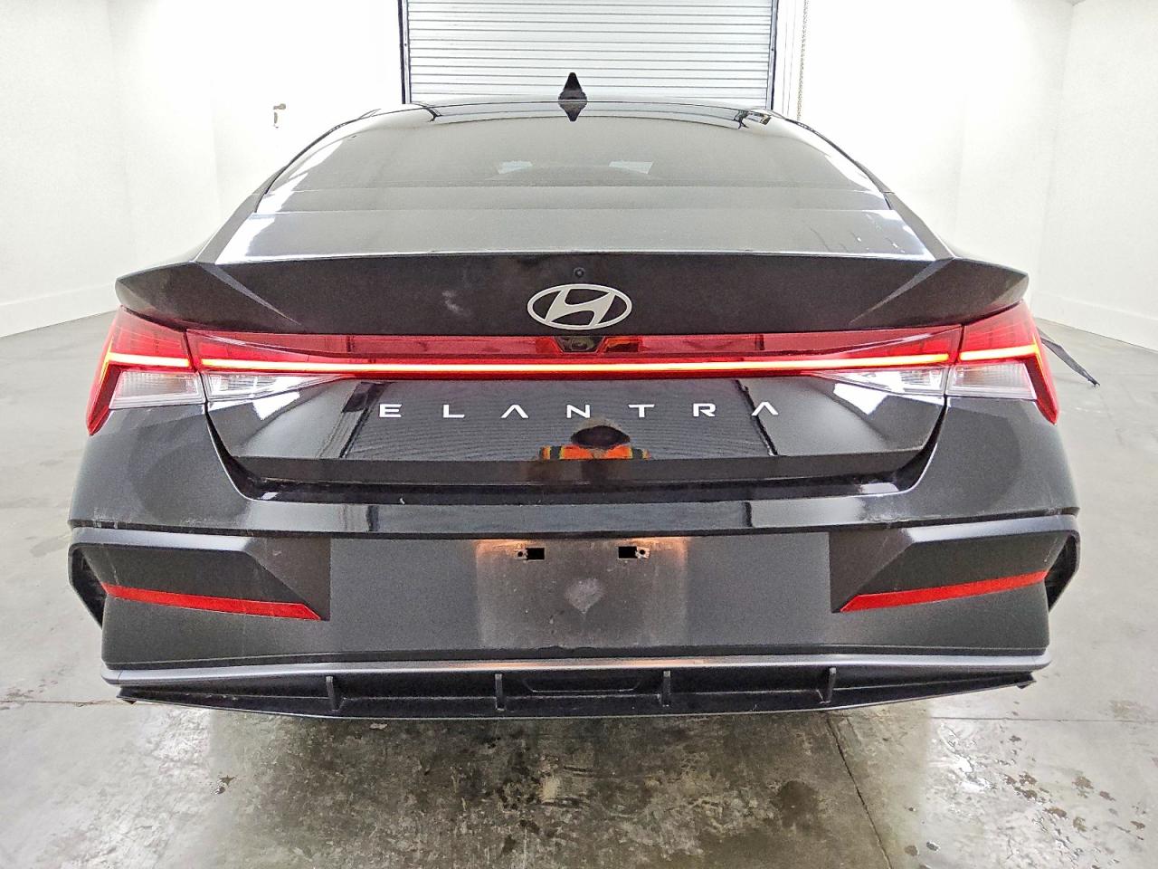 2024 HYUNDAI ELANTRA SEL photo 6