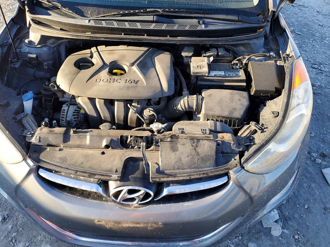2013 HYUNDAI ELANTRA GLS photo 31