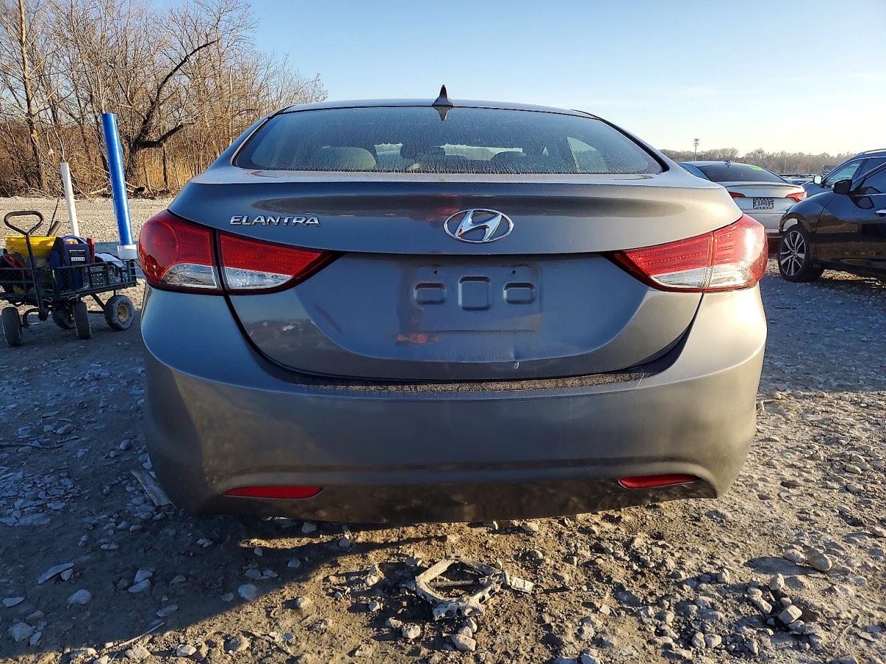2013 HYUNDAI ELANTRA GLS photo 16
