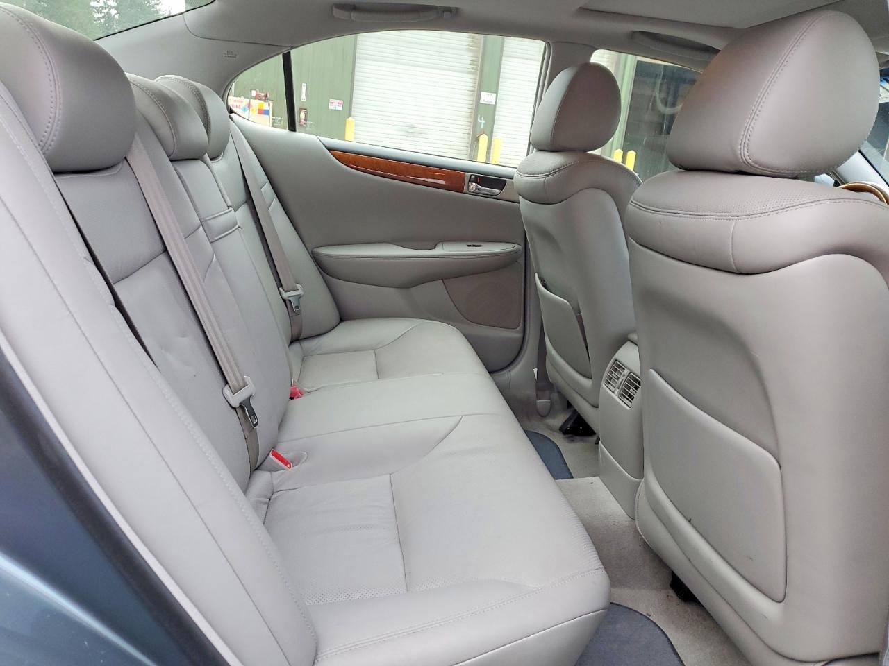 2005 LEXUS ES 330 photo 10