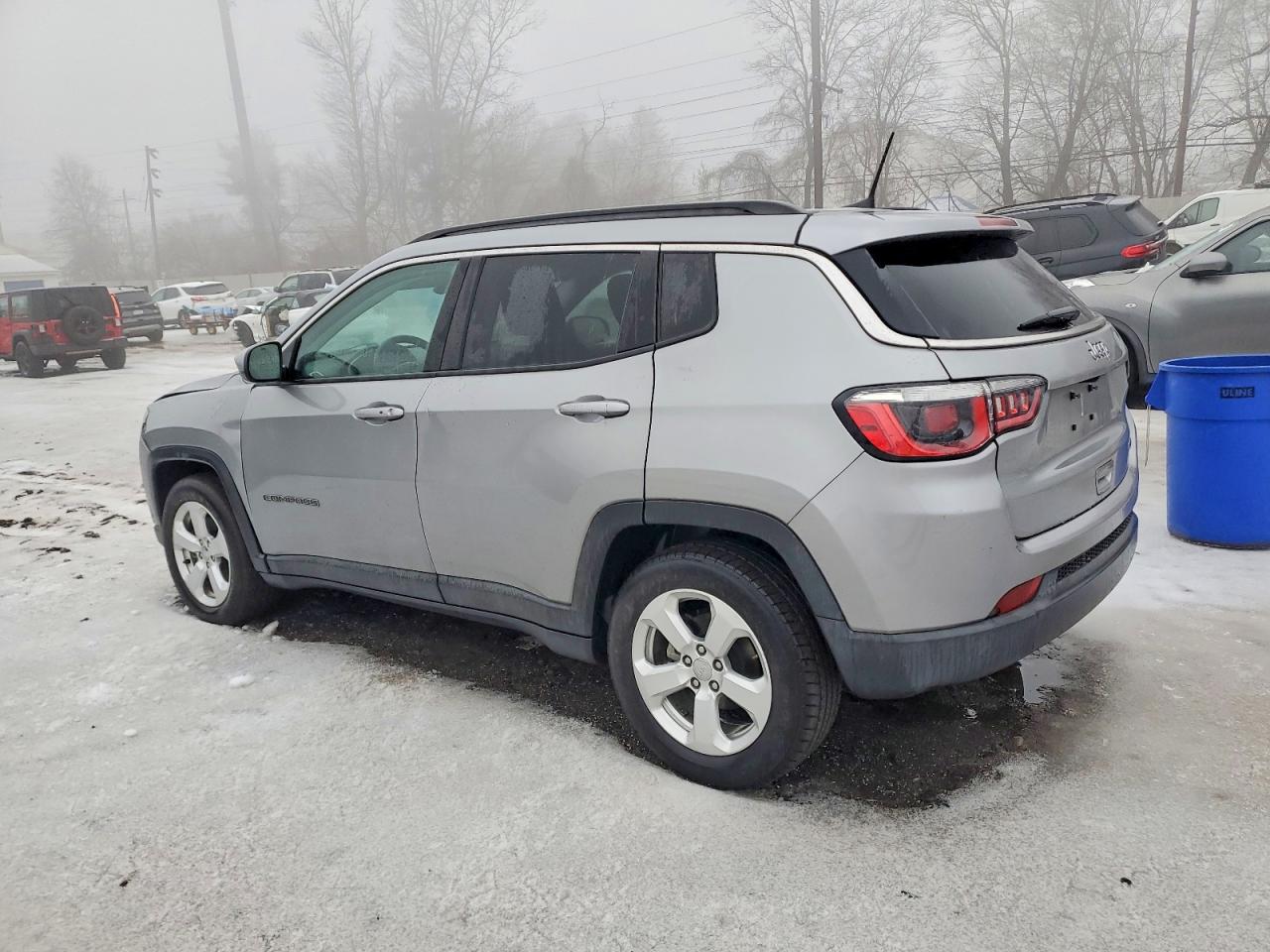 2019 JEEP COMPASS LATITUDE photo 2