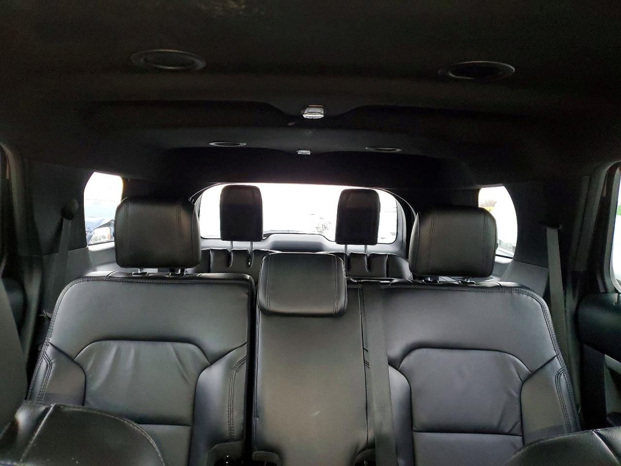 2017 FORD EXPLORER XLT photo 19