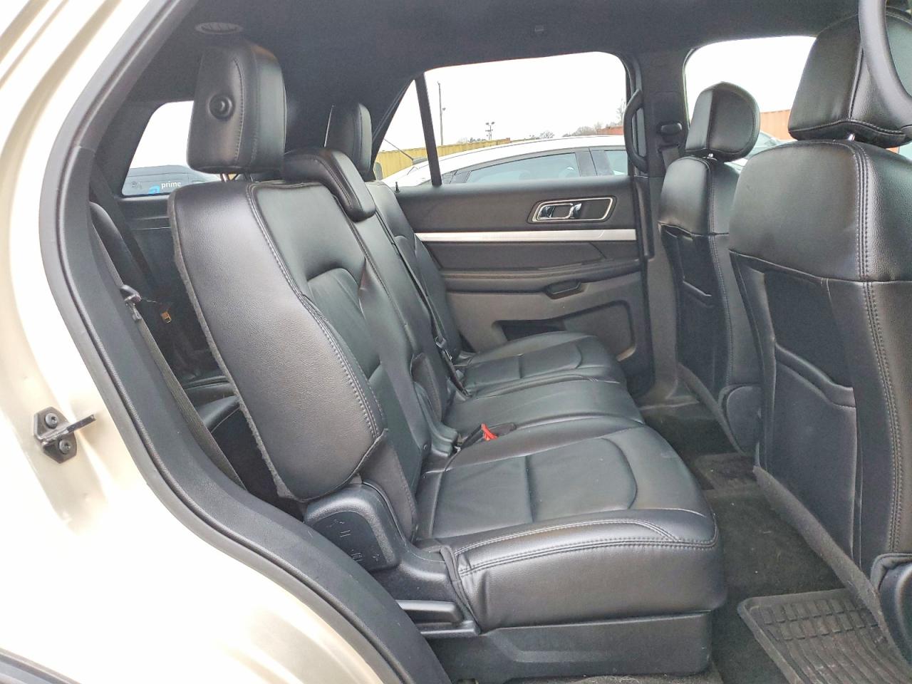 2017 FORD EXPLORER XLT photo 21