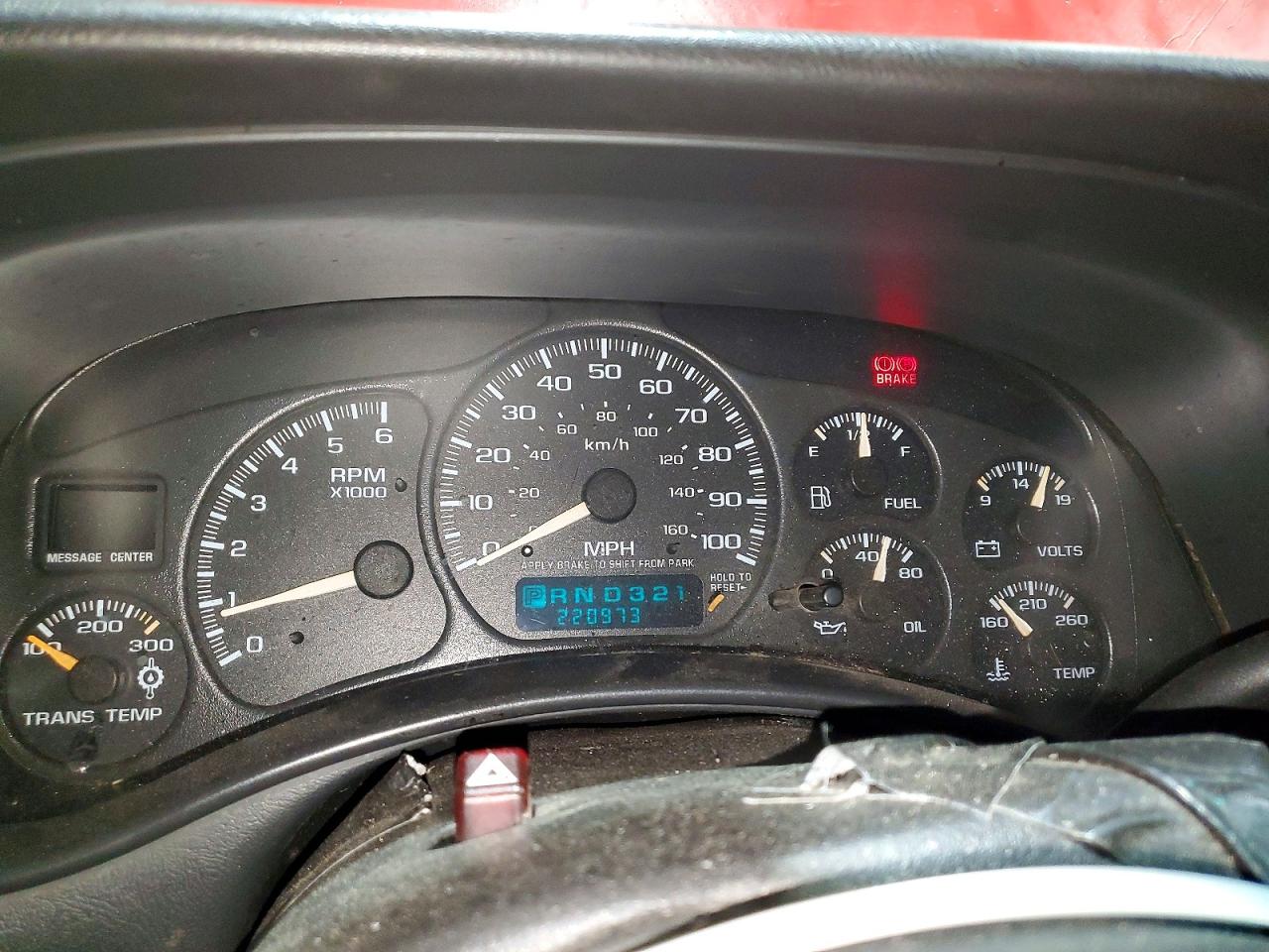 2002 CHEVROLET SILVERADO C2500 photo 9