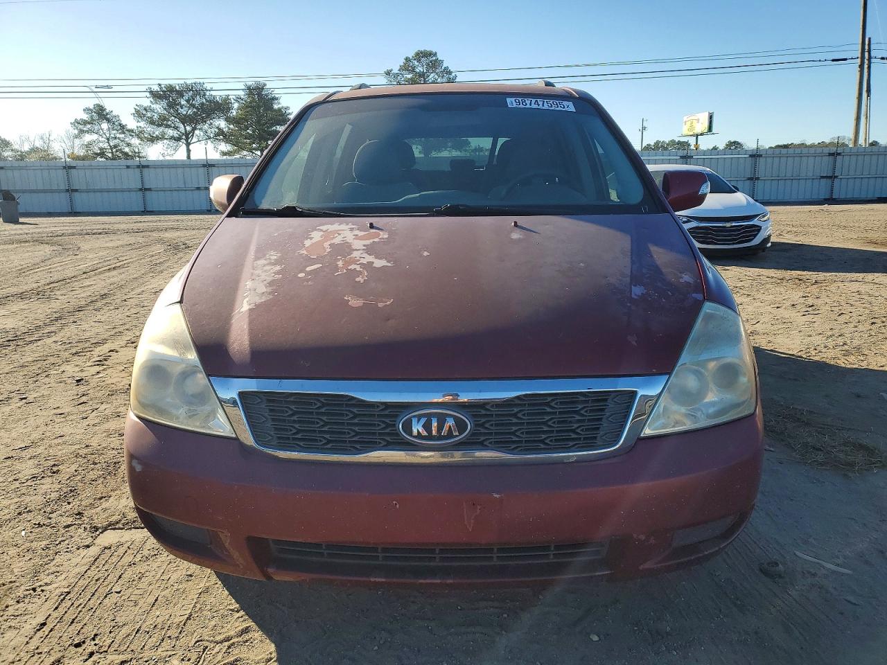 2012 KIA SEDONA LX photo 5