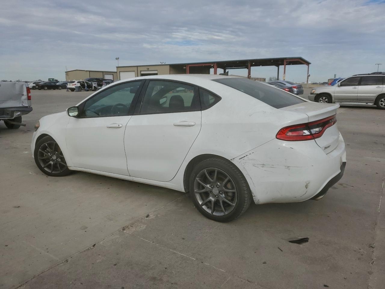 2014 DODGE DART SXT photo 2