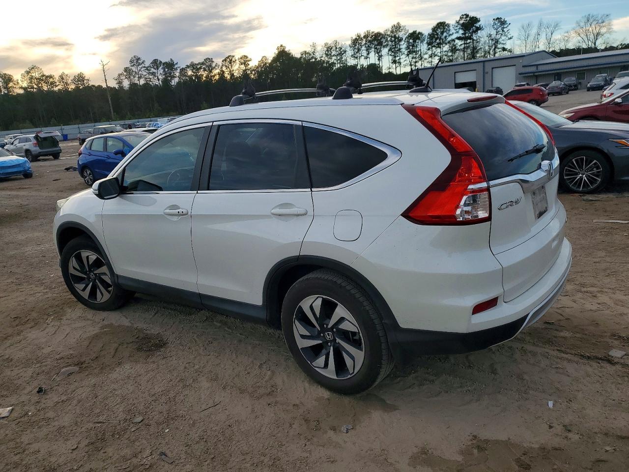 2015 HONDA CR-V TOURING photo 2