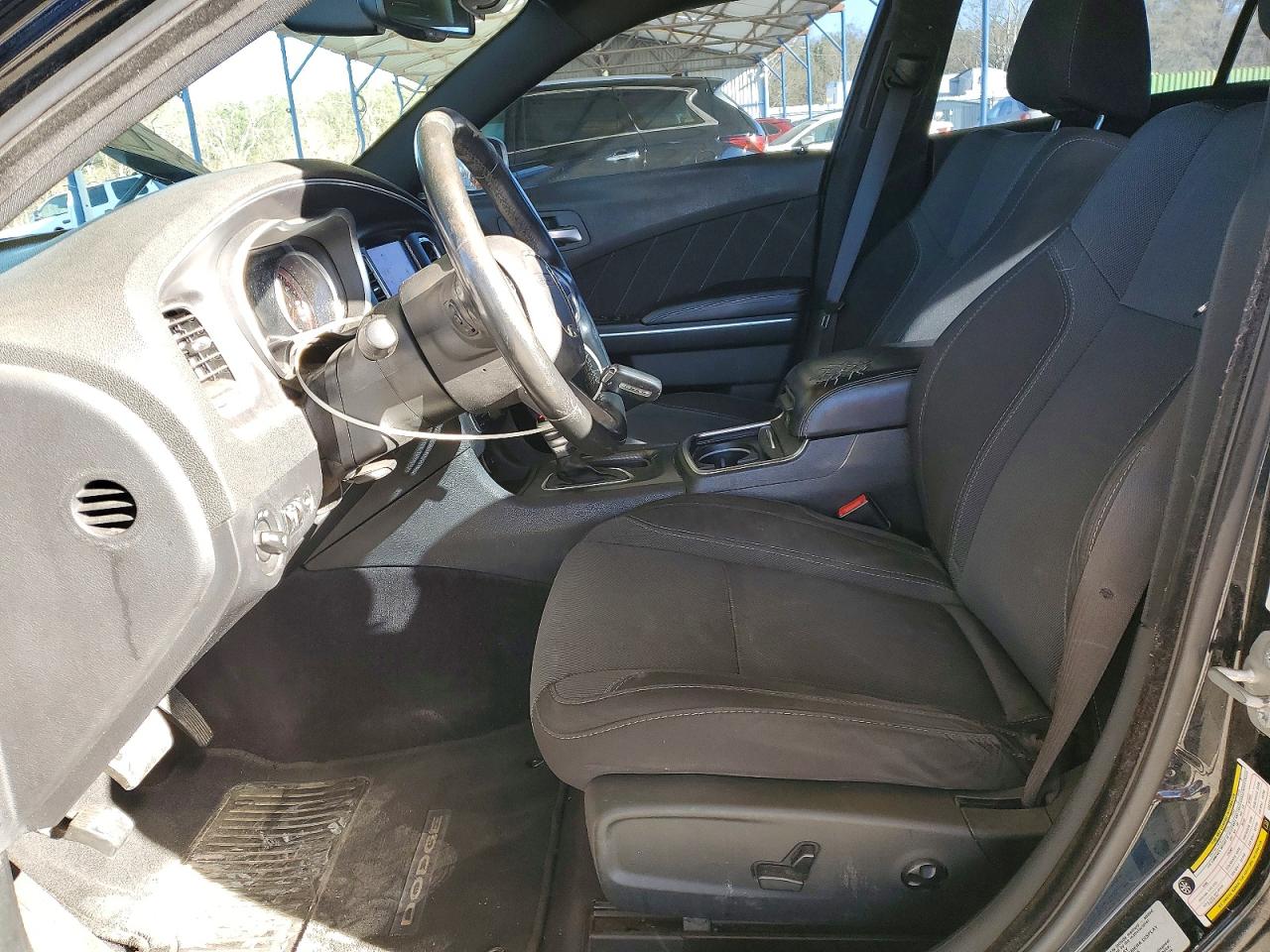 2016 DODGE CHARGER SXT photo 7