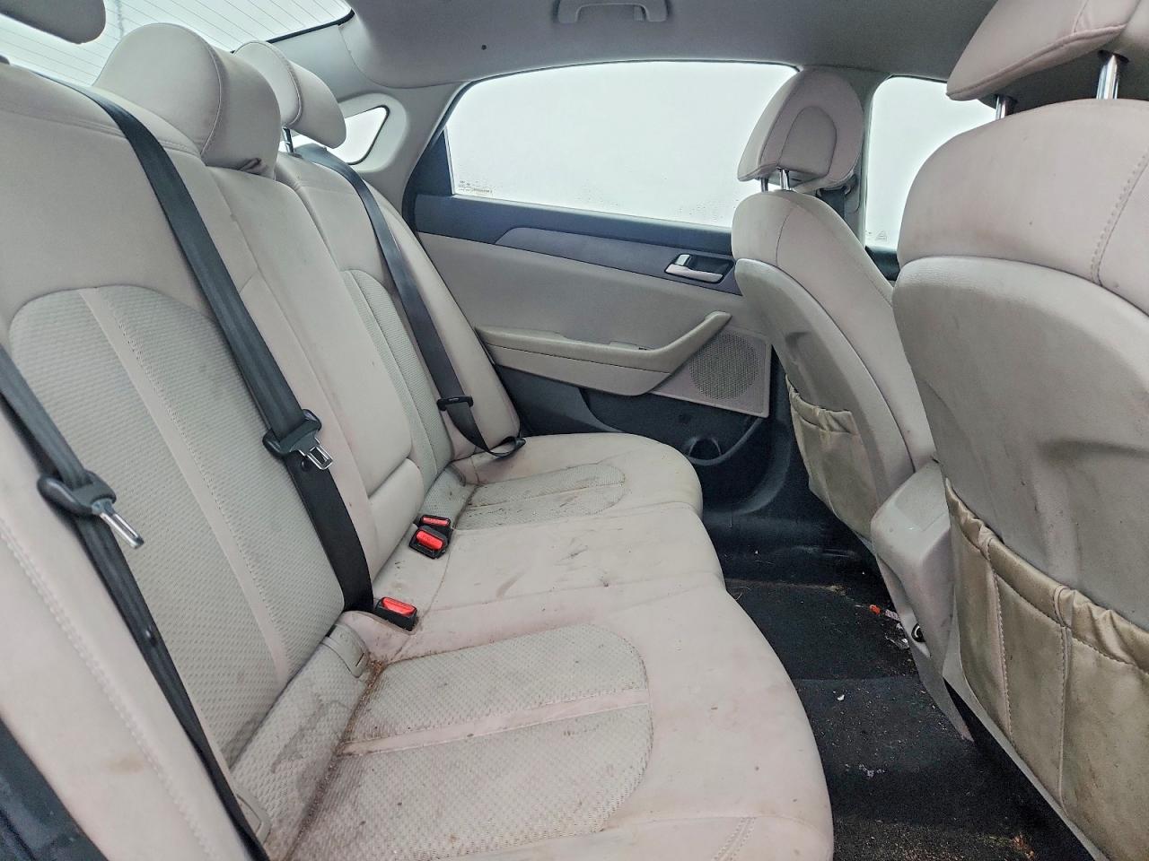 2017 HYUNDAI SONATA SE photo 10