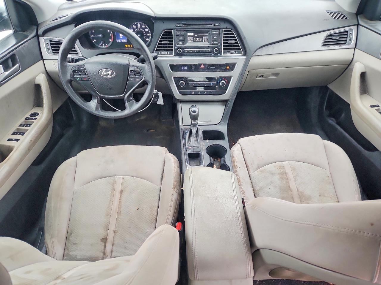 2017 HYUNDAI SONATA SE photo 8