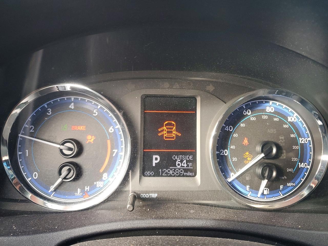 2019 TOYOTA COROLLA LE photo 9