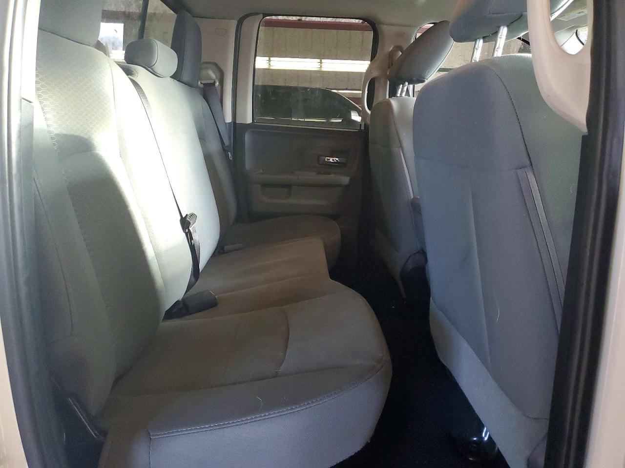 2014 RAM 1500 SLT photo 10