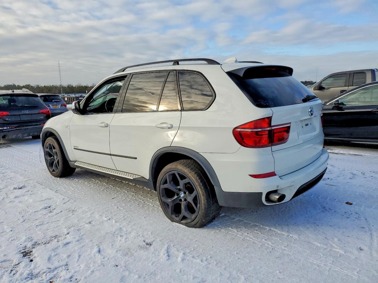 2012 BMW X5 XDRIVE35I photo 2