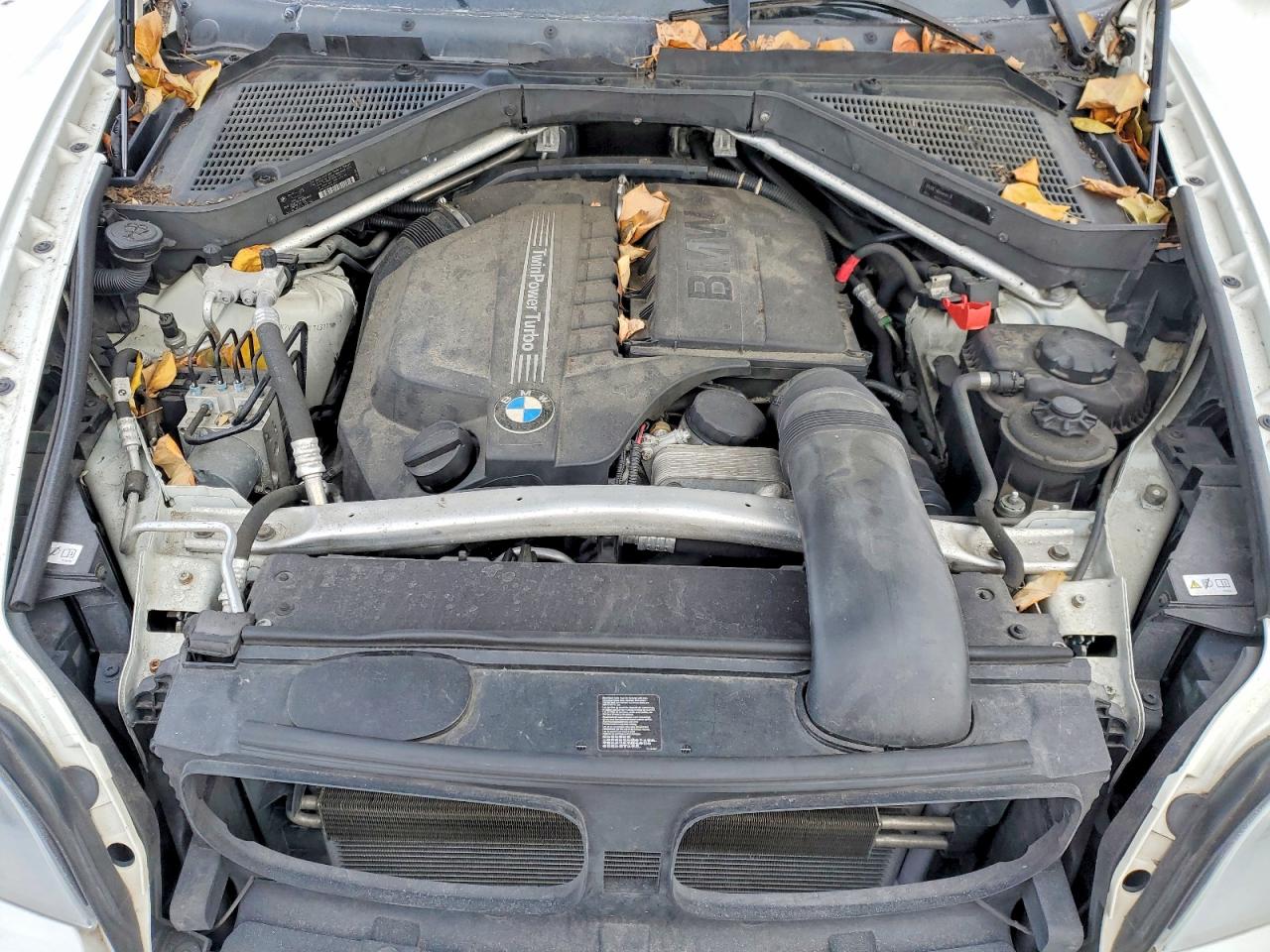 2012 BMW X5 XDRIVE35I photo 12