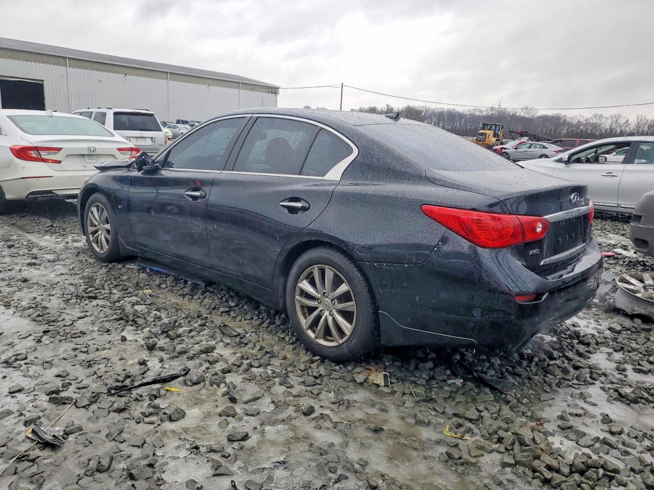 2015 INFINITI Q50 BASE photo 2