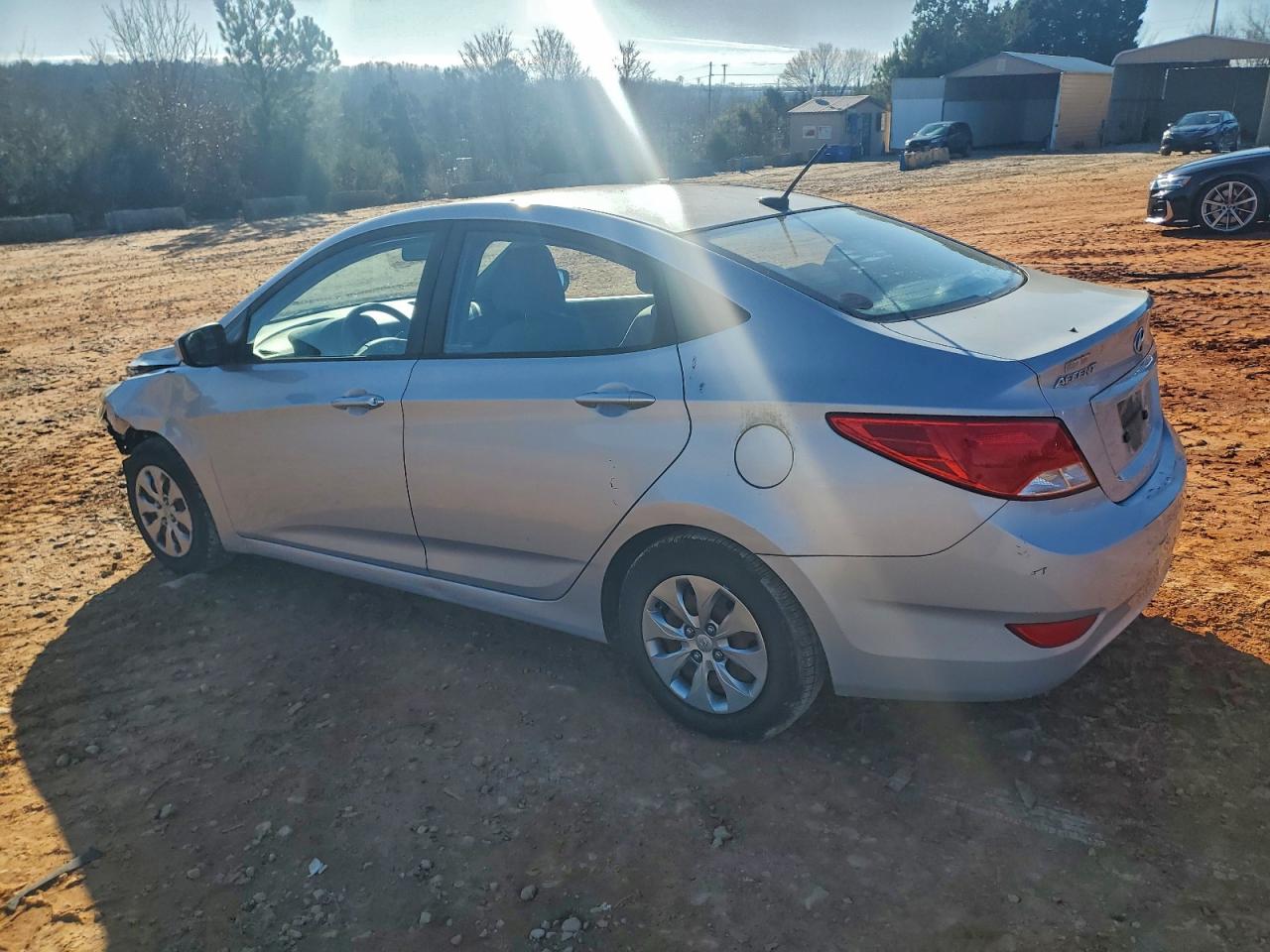 2017 HYUNDAI ACCENT SE photo 2