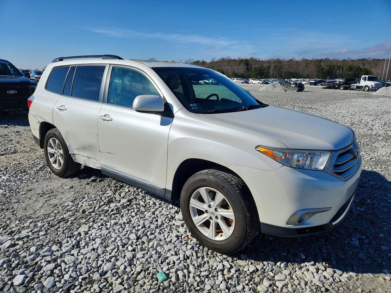2013 TOYOTA HIGHLANDER BASE photo 4