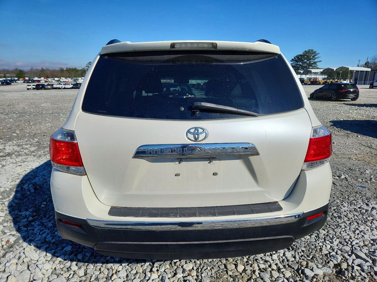 2013 TOYOTA HIGHLANDER BASE photo 6
