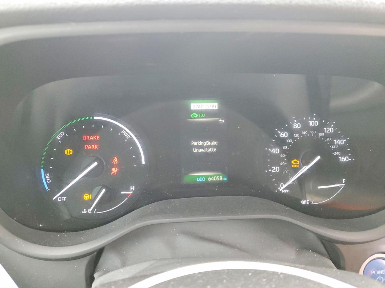 2022 TOYOTA SIENNA LE photo 9