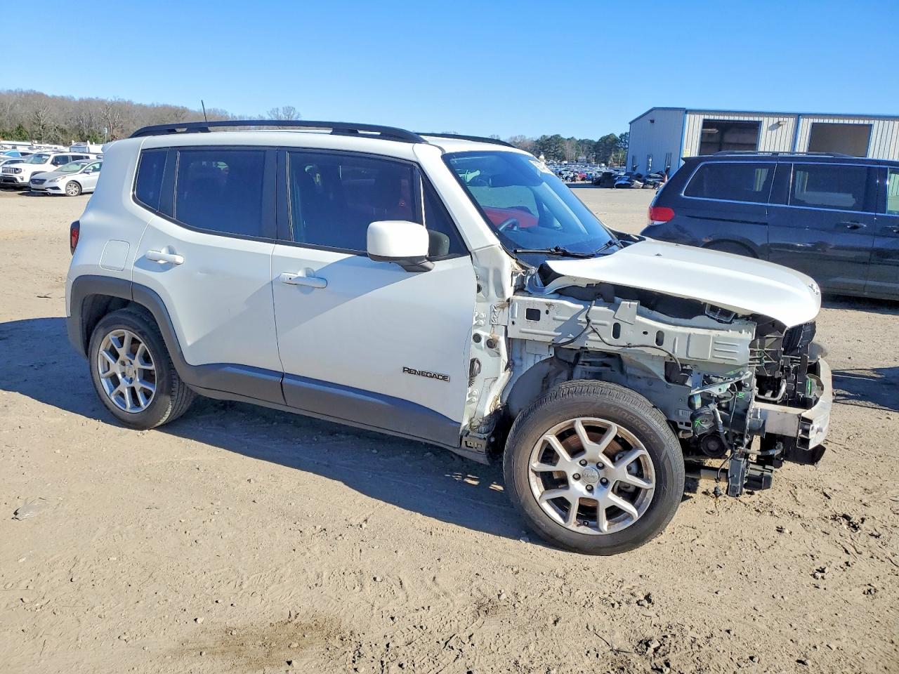 2019 JEEP RENEGADE LATITUDE photo 4