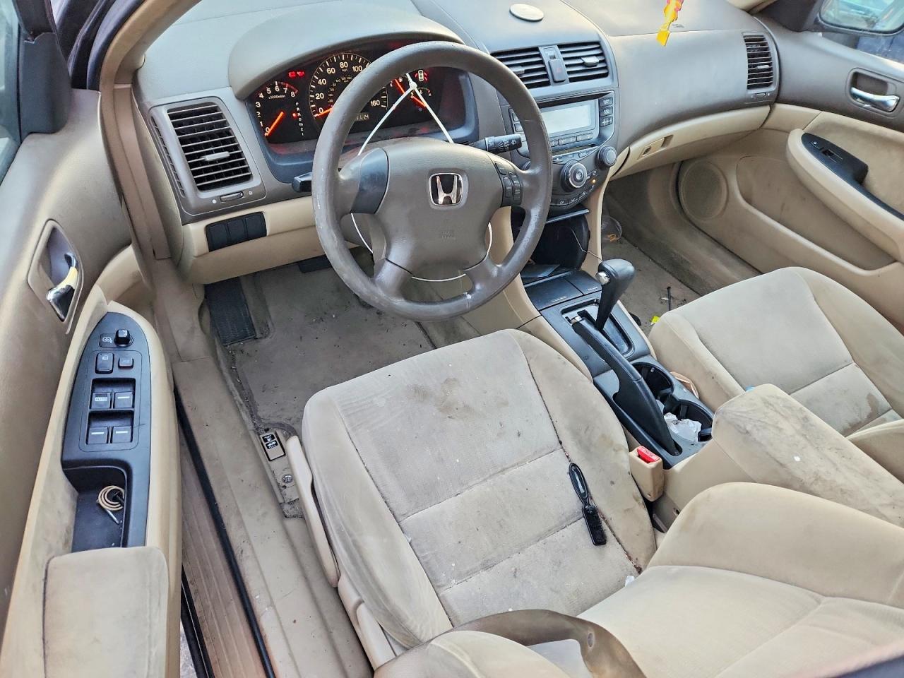2005 HONDA ACCORD LX photo 8
