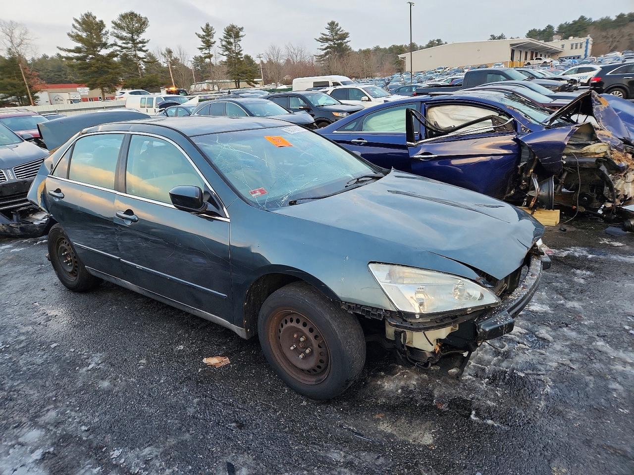 2005 HONDA ACCORD LX photo 4