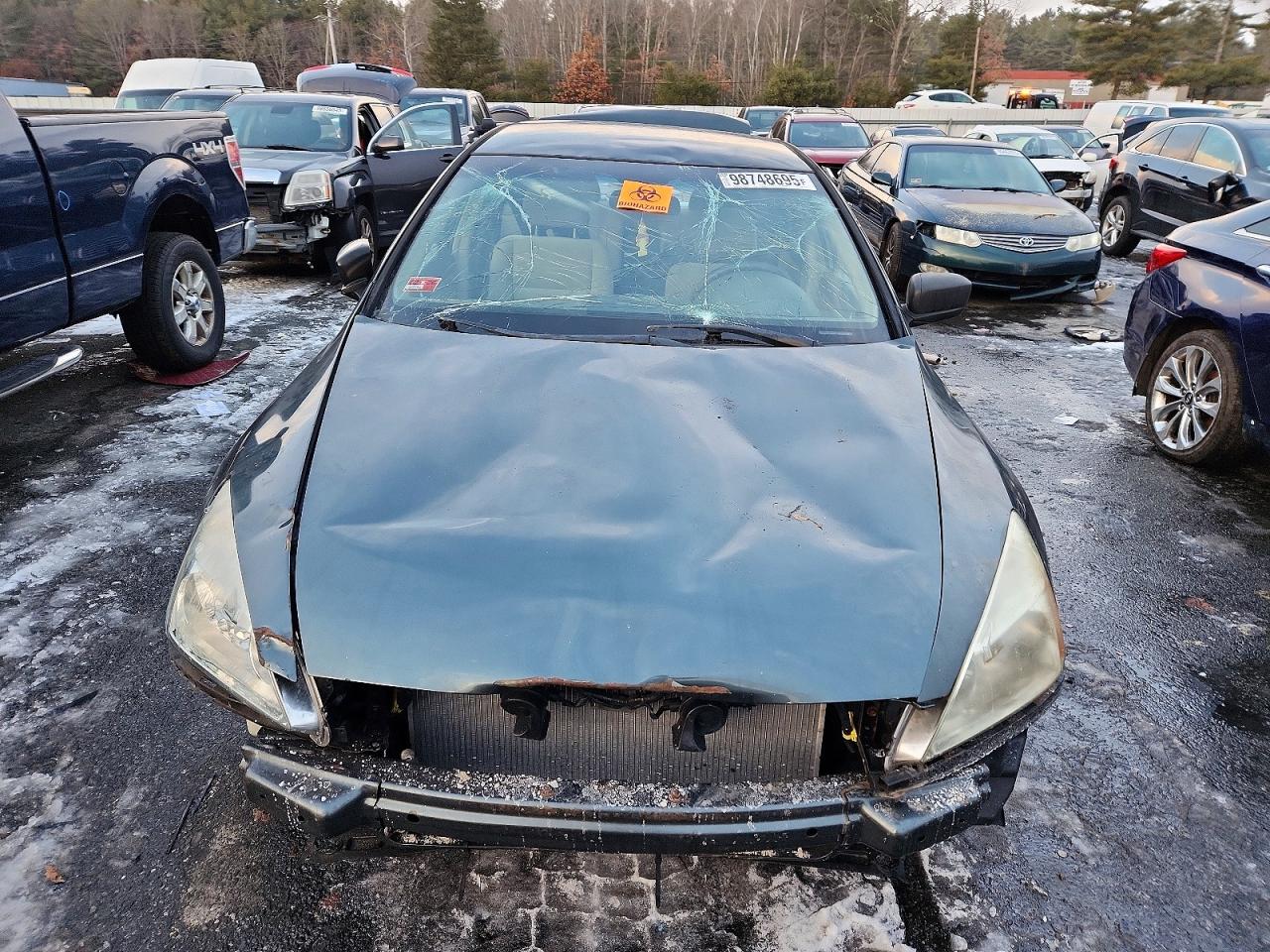 2005 HONDA ACCORD LX photo 5