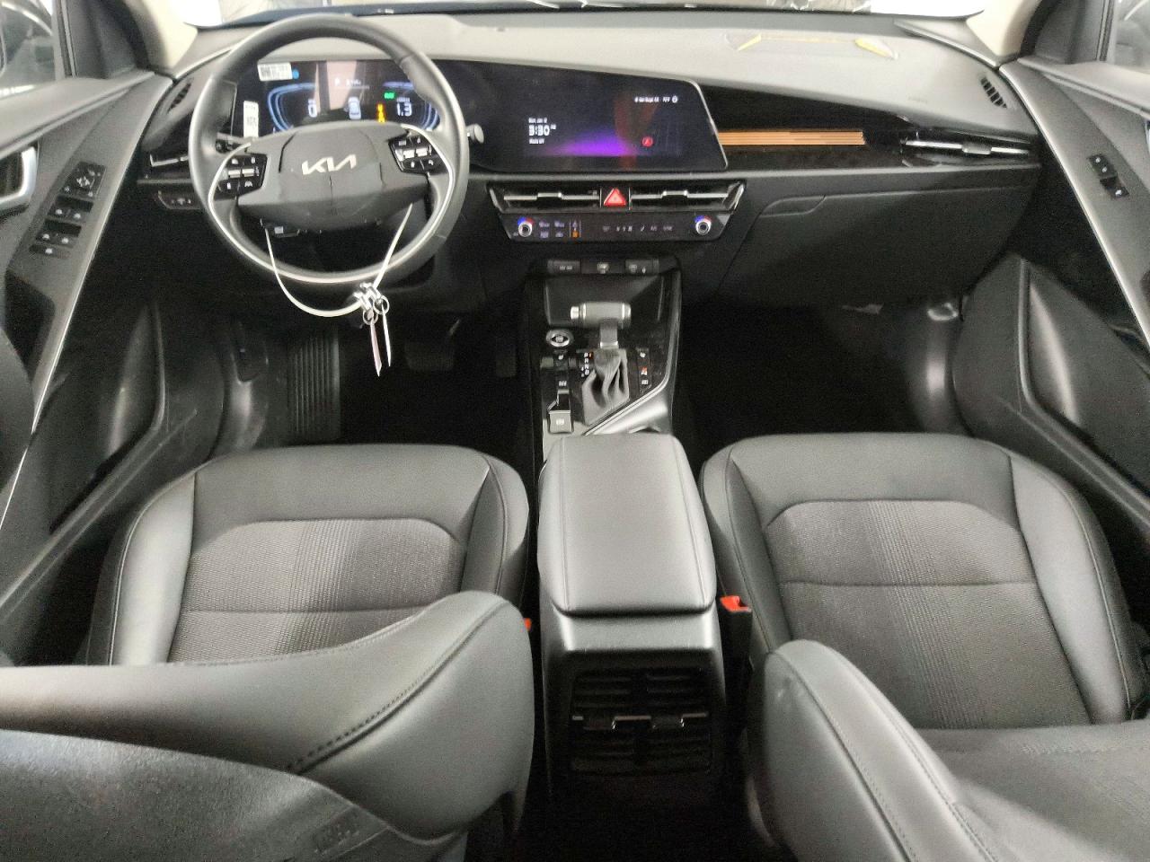 2025 KIA NIRO EX photo 8