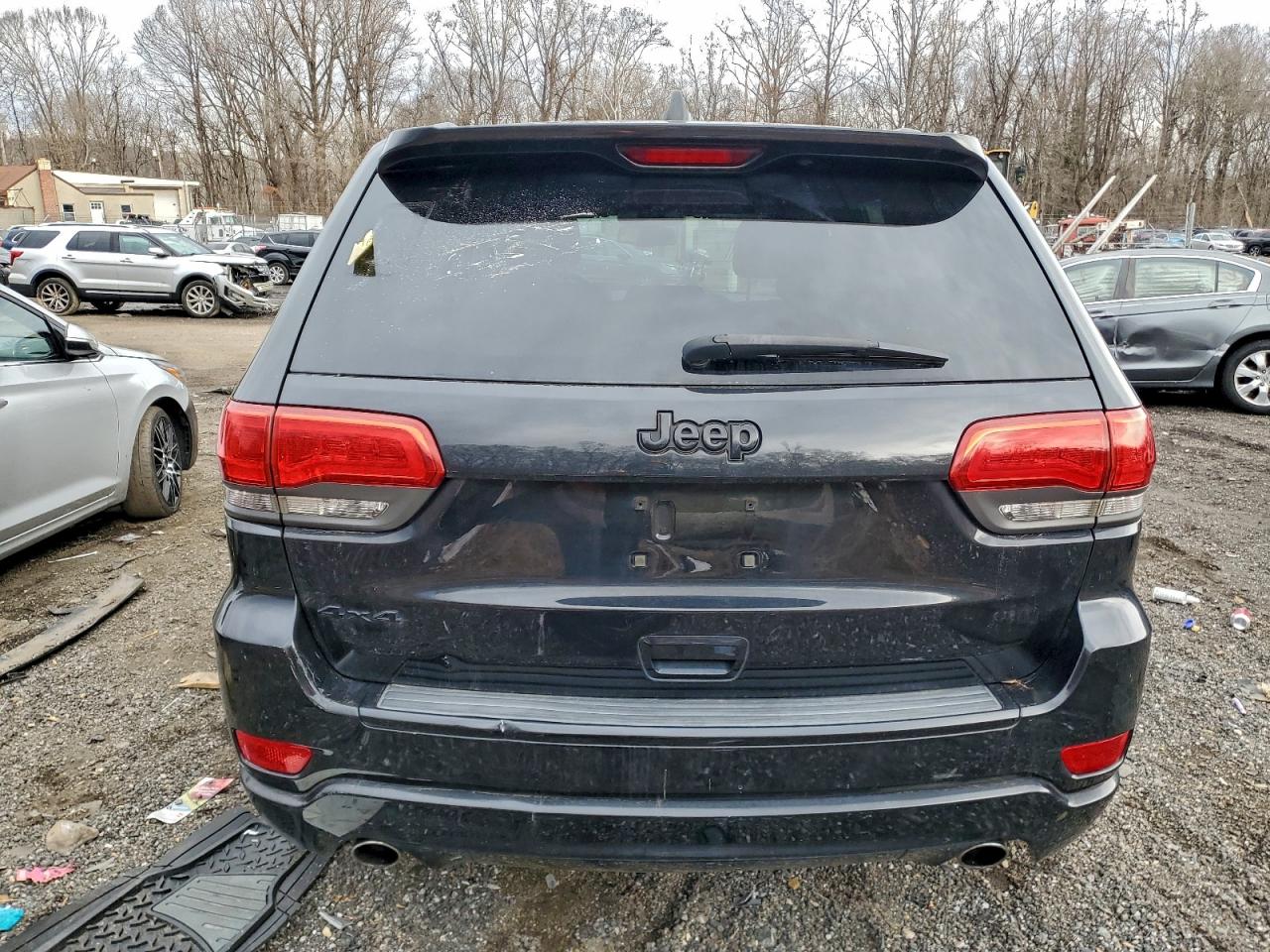 2015 JEEP GRAND CHEROKEE LAREDO photo 6