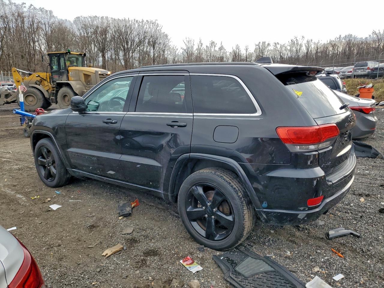 2015 JEEP GRAND CHEROKEE LAREDO photo 2