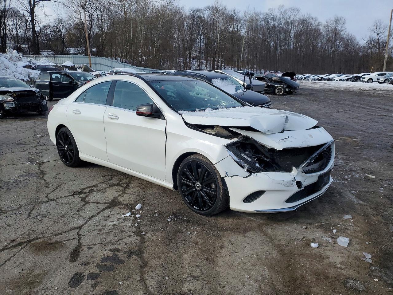 2018 MERCEDES-BENZ CLA 250 4MATIC photo 4