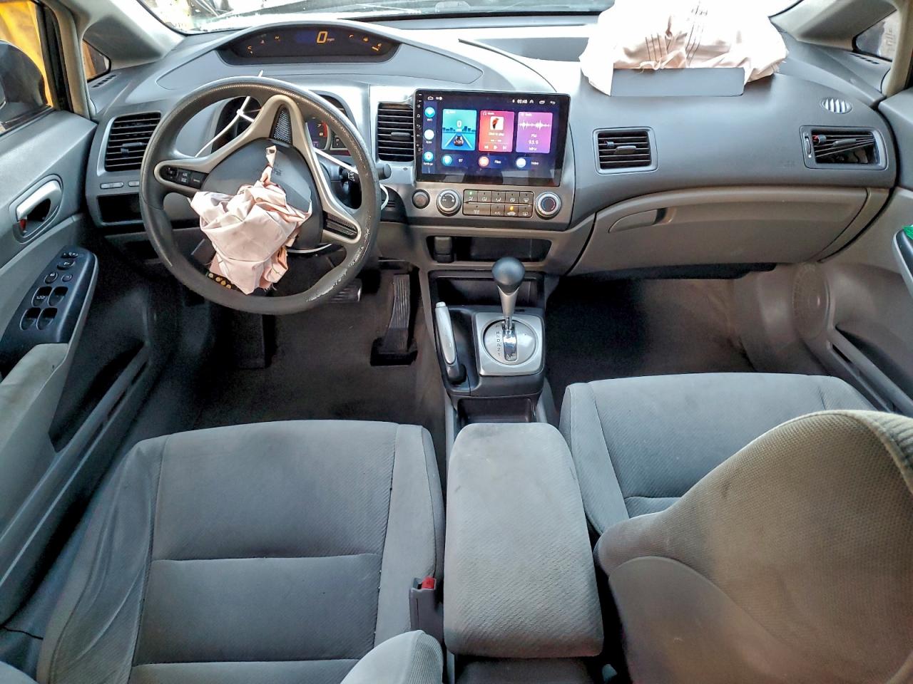 2010 HONDA CIVIC LX photo 8